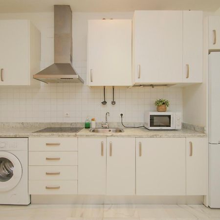 Lovely Apt In The City Center - 15M Walk Giralda Sevilla Buitenkant foto