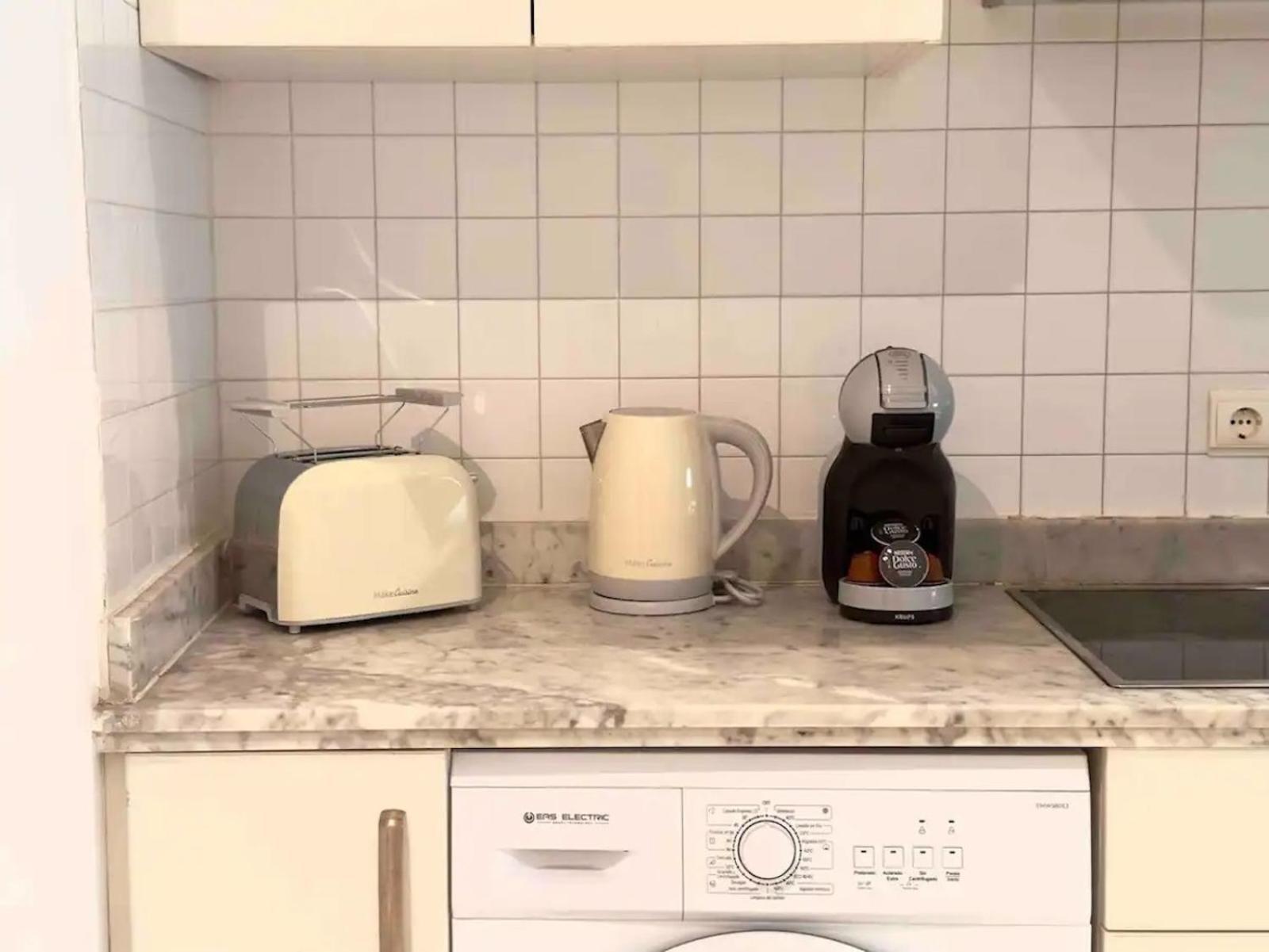 Lovely Apt In The City Center - 15M Walk Giralda Sevilla Buitenkant foto